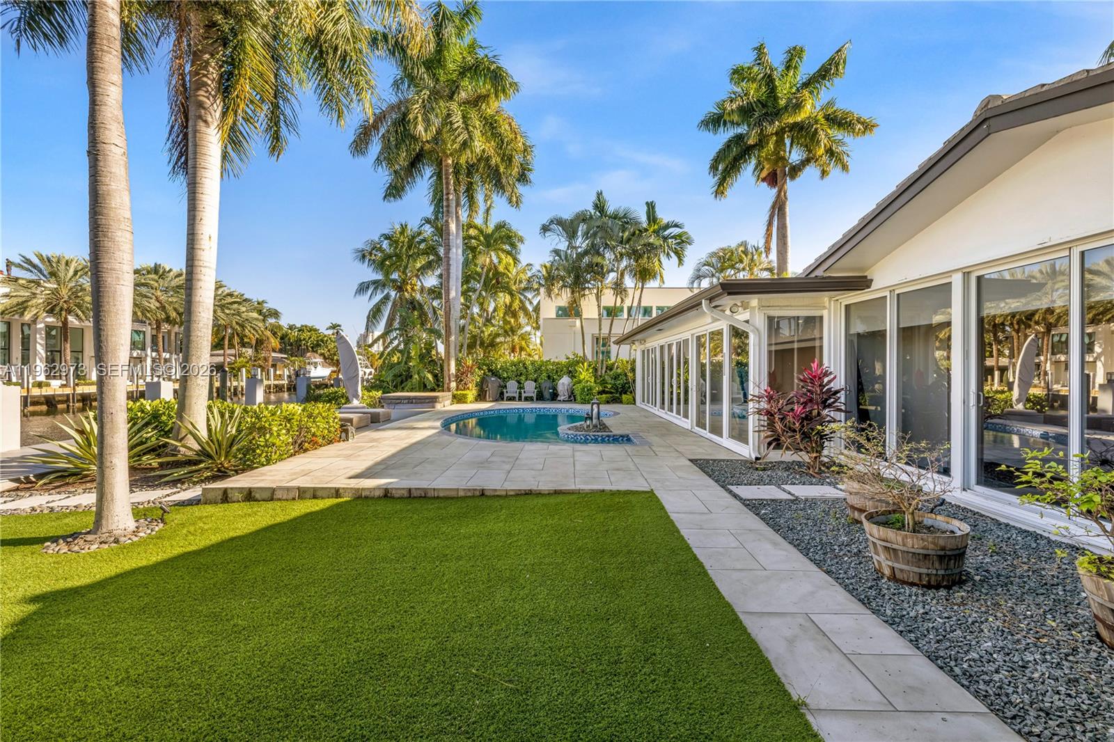 2309 Desota Dr Fort Lauderdale, FL 33301