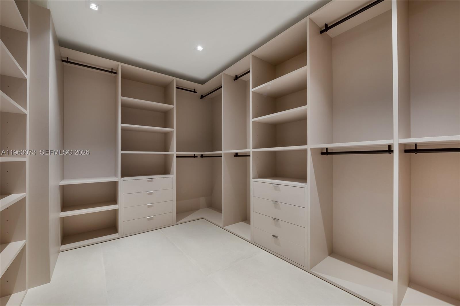 515 Valencia Ave #703 Coral Gables, FL 33134