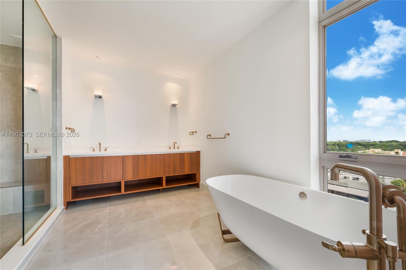 515 Valencia Ave #703 Coral Gables, FL 33134