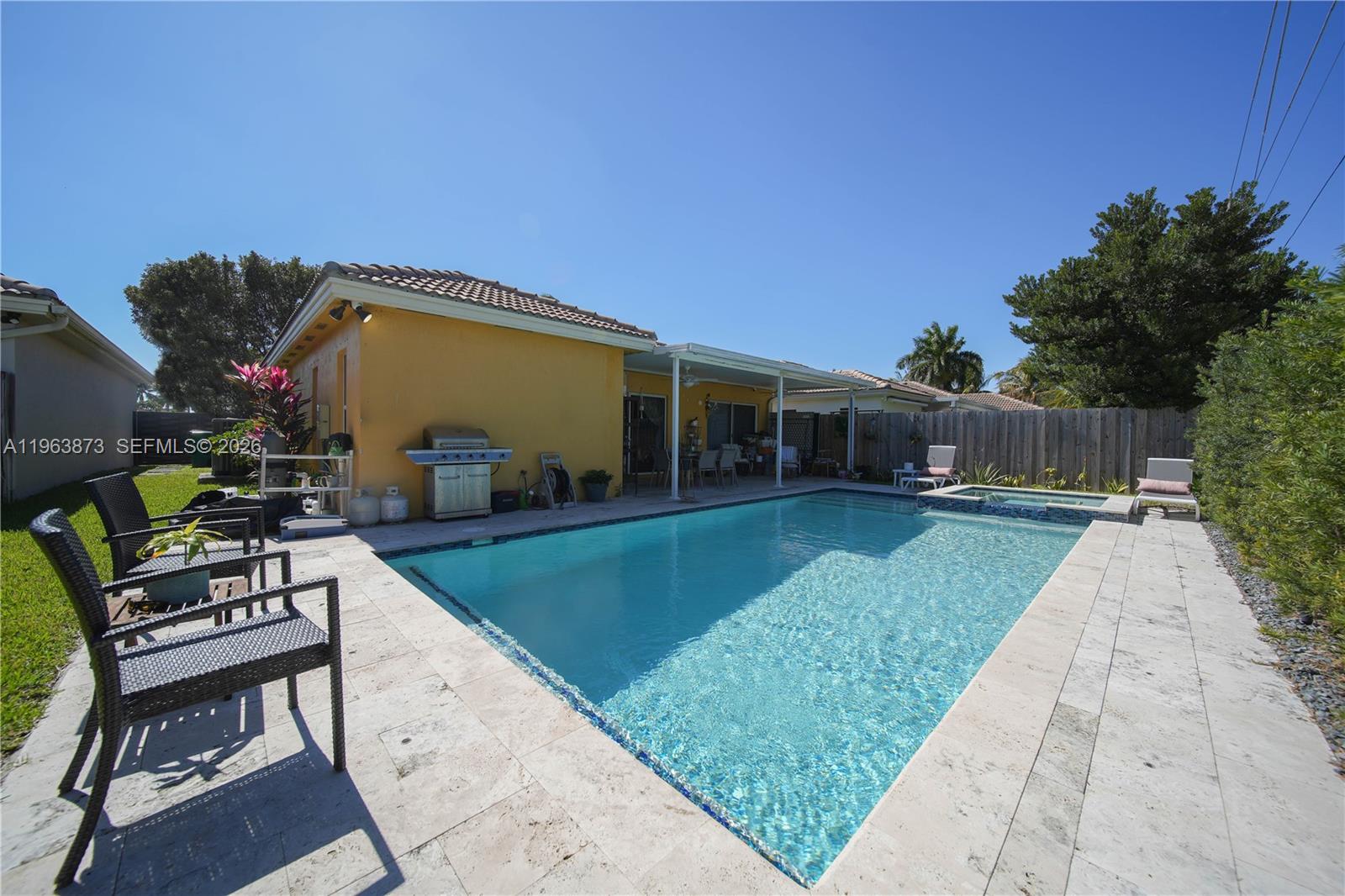 9071 SW 208th Ter Cutler Bay, FL 33189