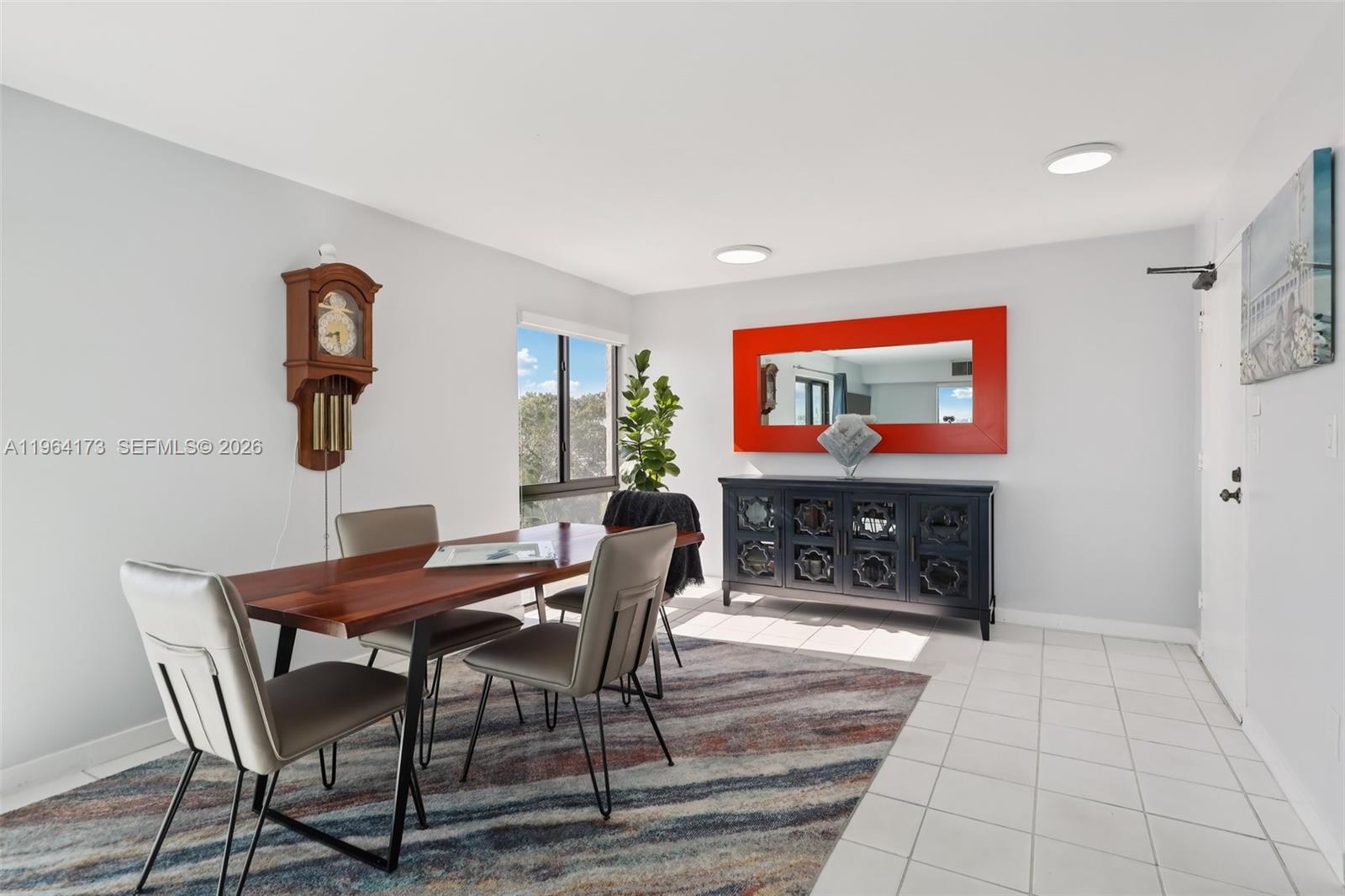 2201 Brickell Ave #77 Miami, FL 33129