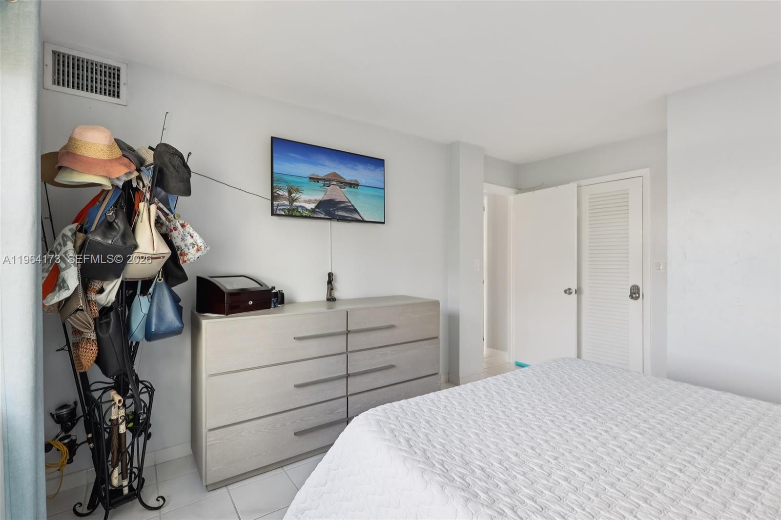 2201 Brickell Ave #77 Miami, FL 33129