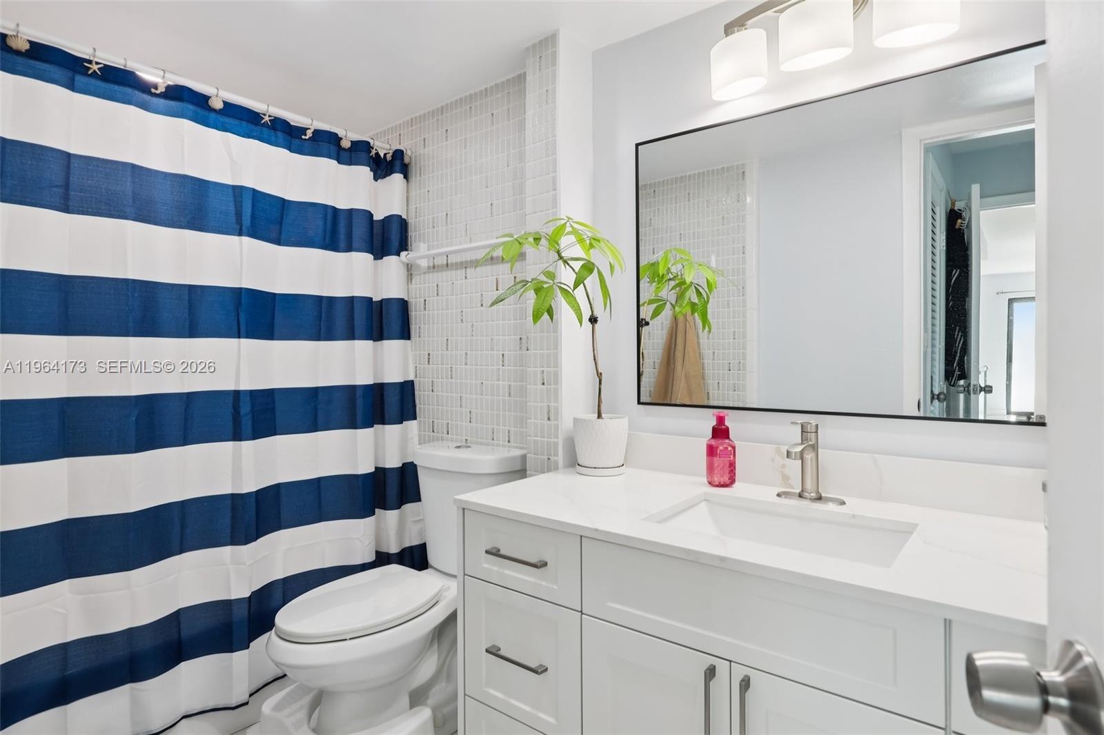 2201 Brickell Ave #77 Miami, FL 33129