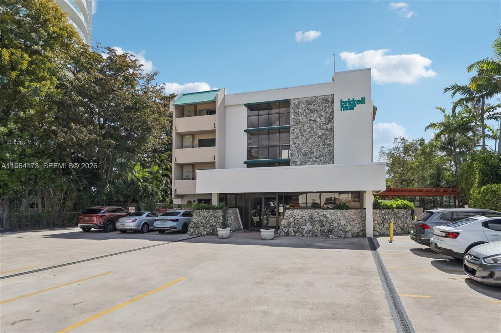 2201 Brickell Ave #77 Miami, FL 33129