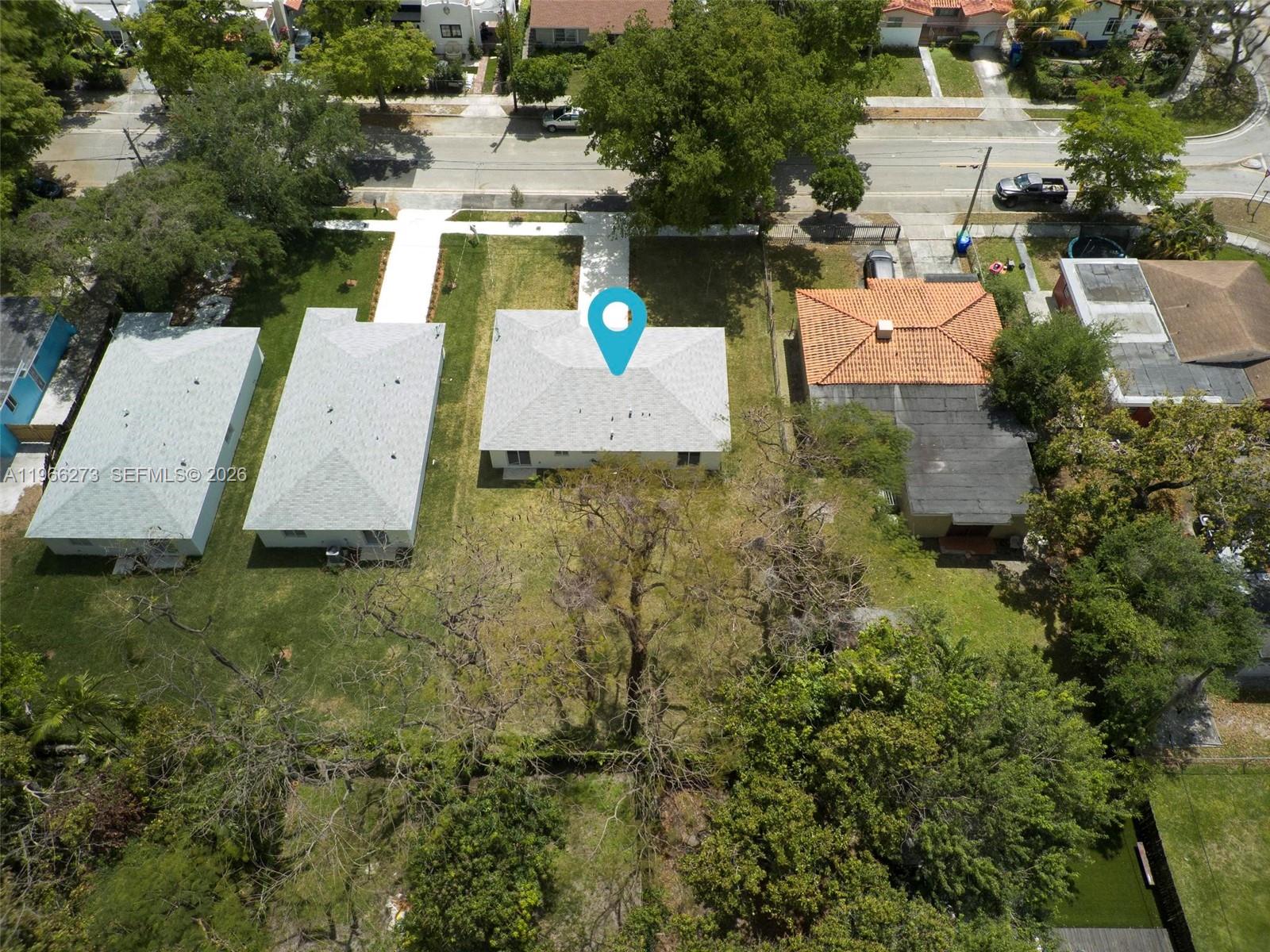 933 NW 50th St Miami, FL 33127