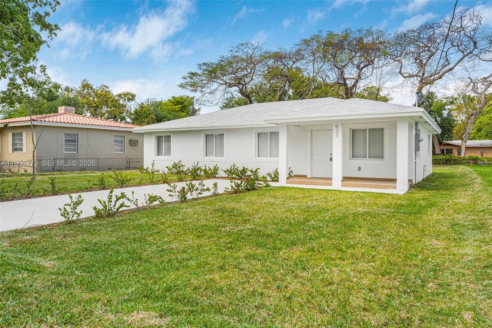 933 NW 50th St Miami, FL 33127