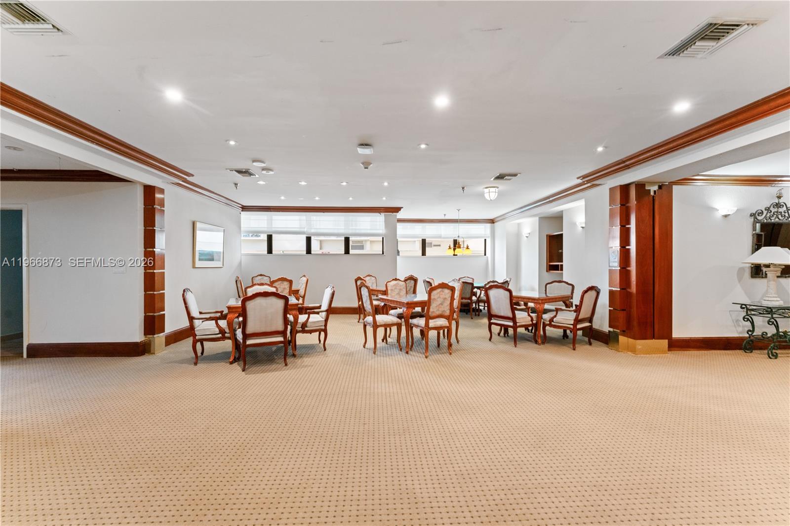 5757 Collins Ave #1902 Miami Beach, FL 33140