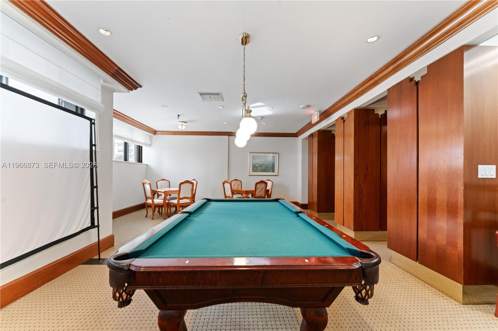 5757 Collins Ave #1902 Miami Beach, FL 33140