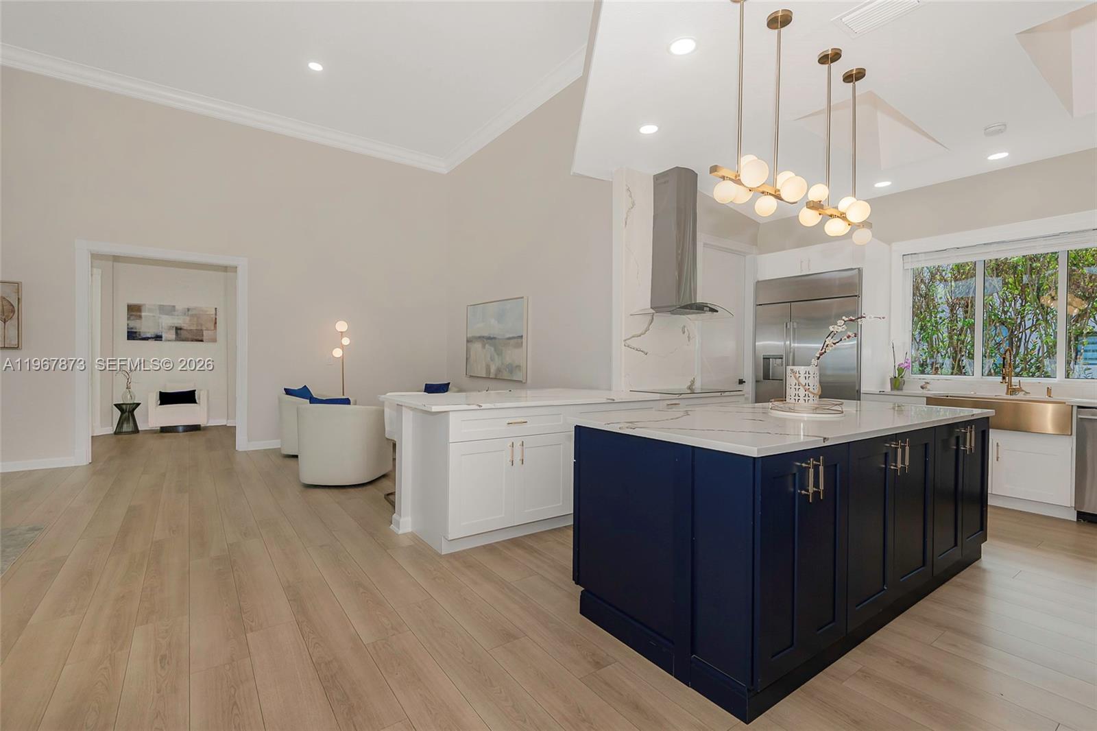 622 E Enclave Cir E Pembroke Pines, FL 33027