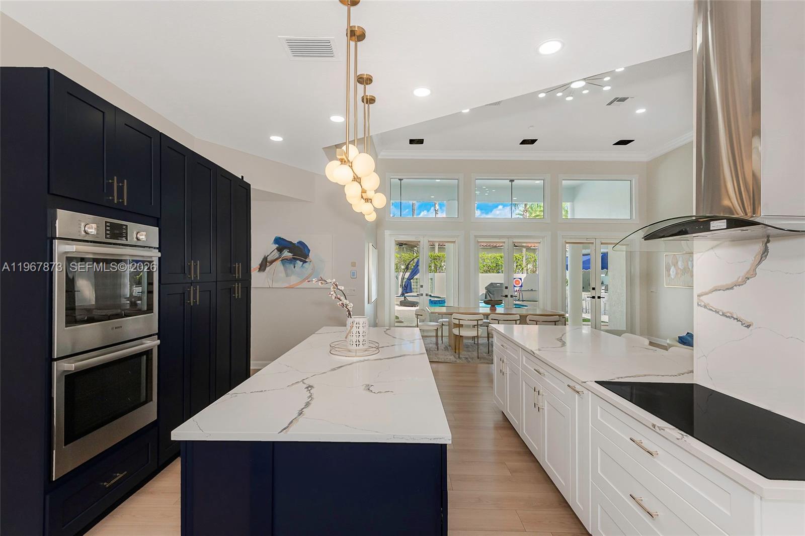 622 E Enclave Cir E Pembroke Pines, FL 33027