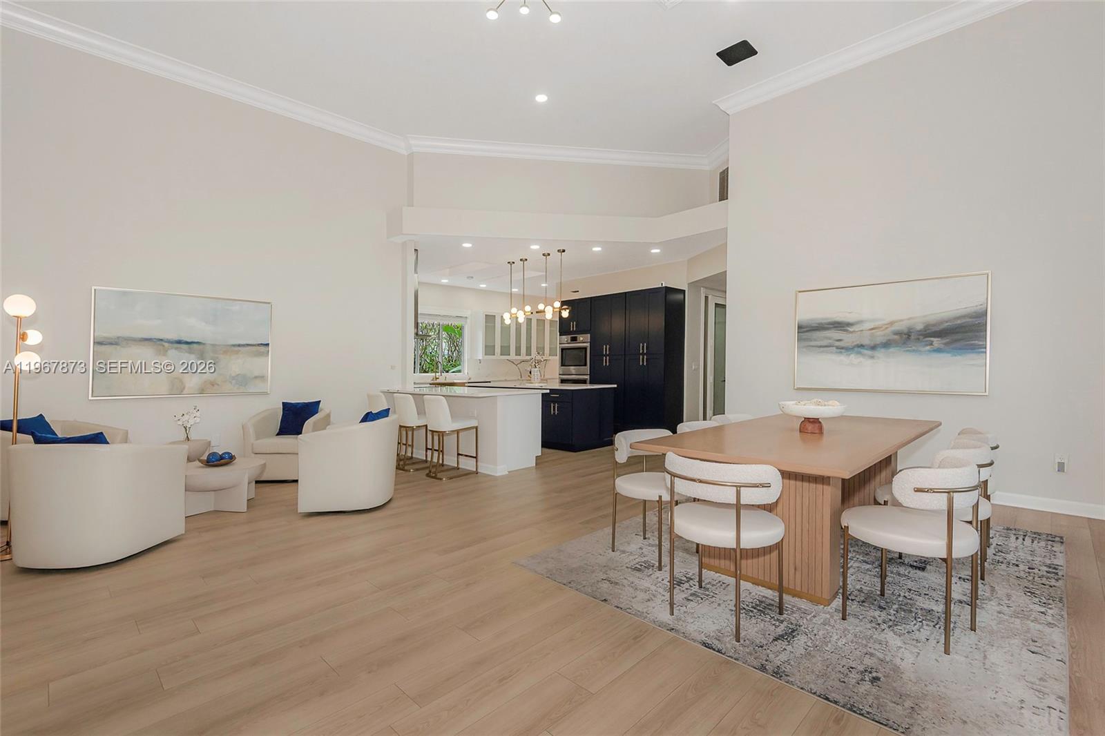 622 E Enclave Cir E Pembroke Pines, FL 33027