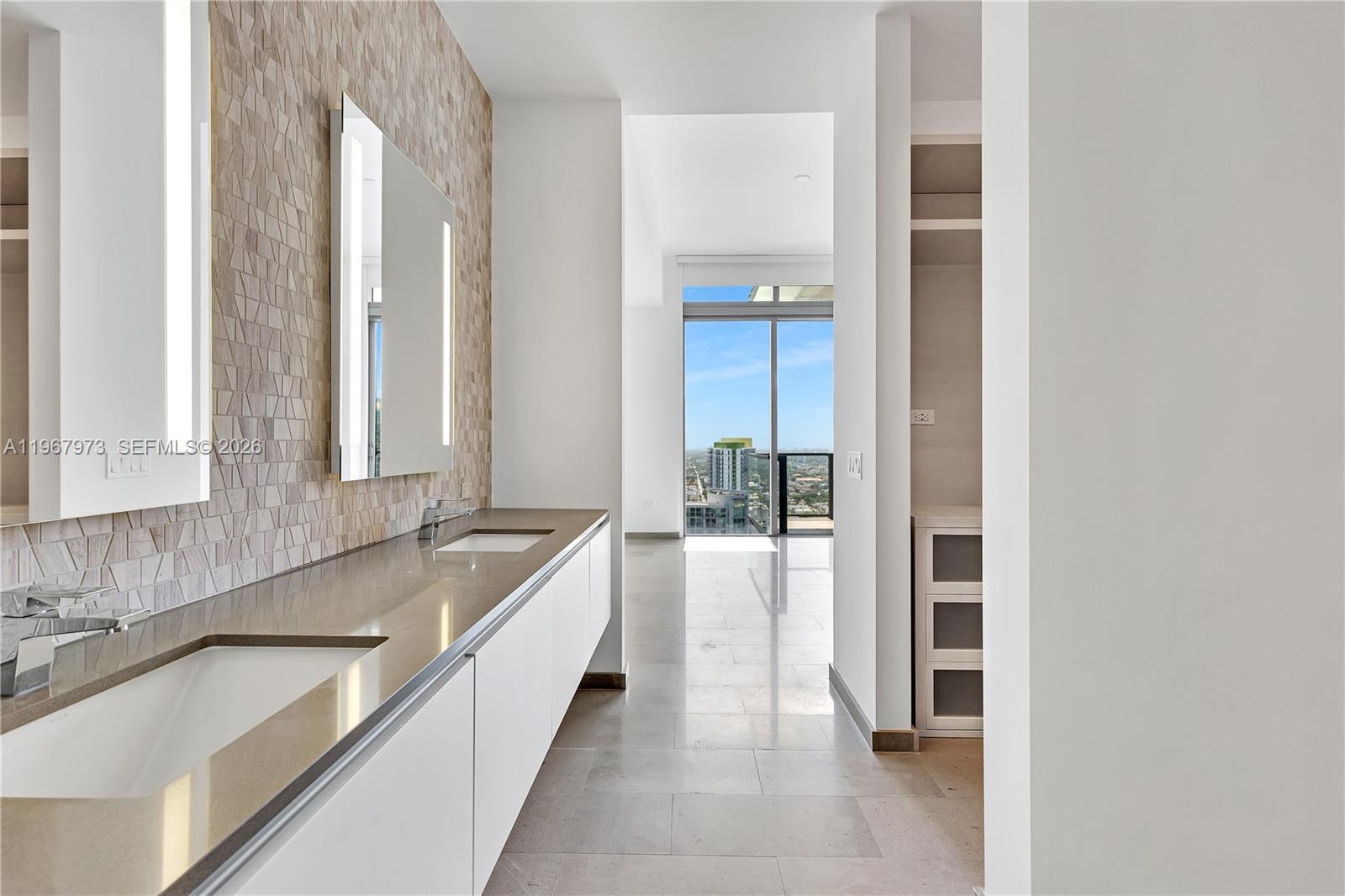 image Reach Brickell City Centre16