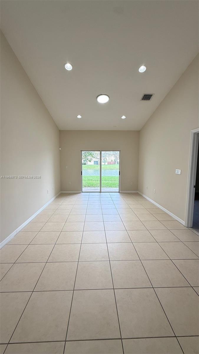 3323 NE 11th Dr #- Homestead, FL 33033