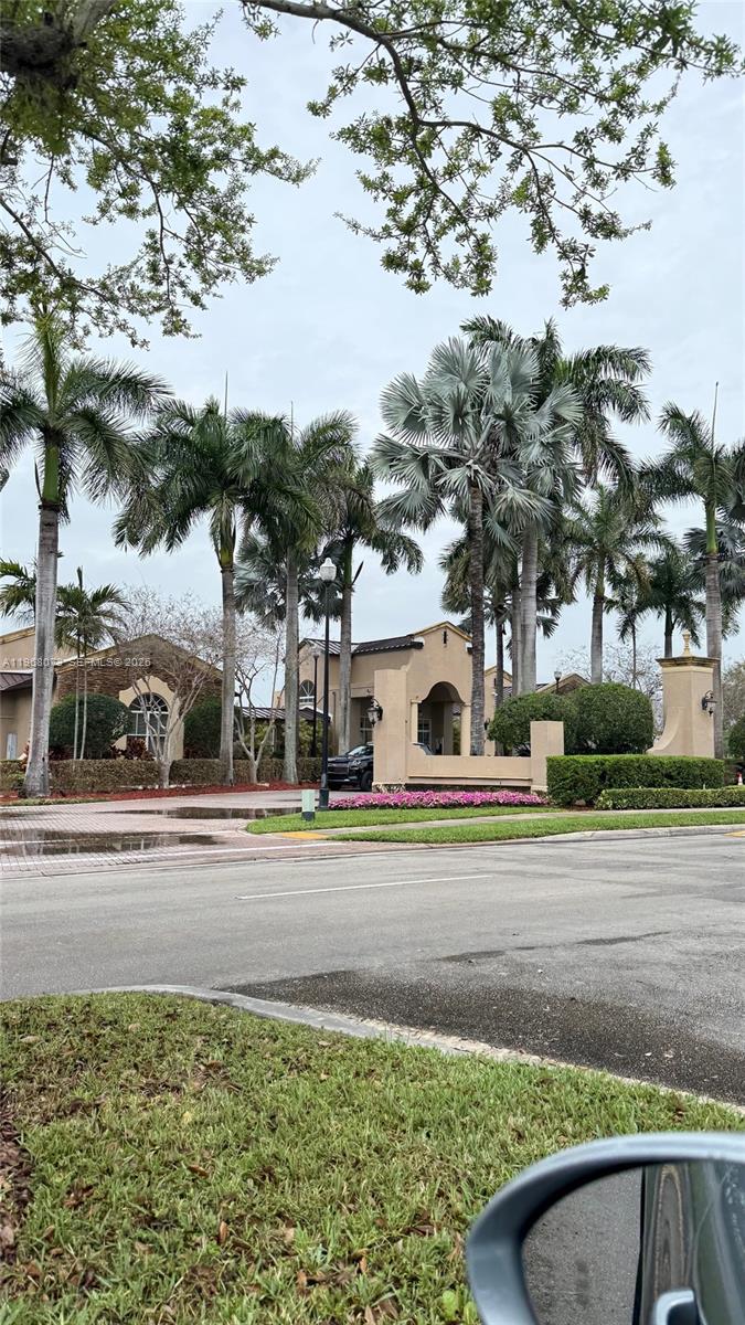 3323 NE 11th Dr #- Homestead, FL 33033