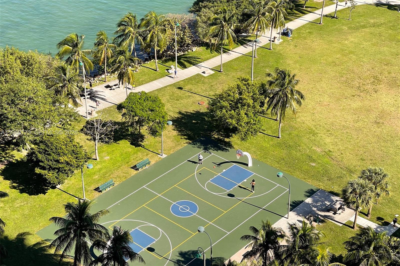 image Paramount Bay10