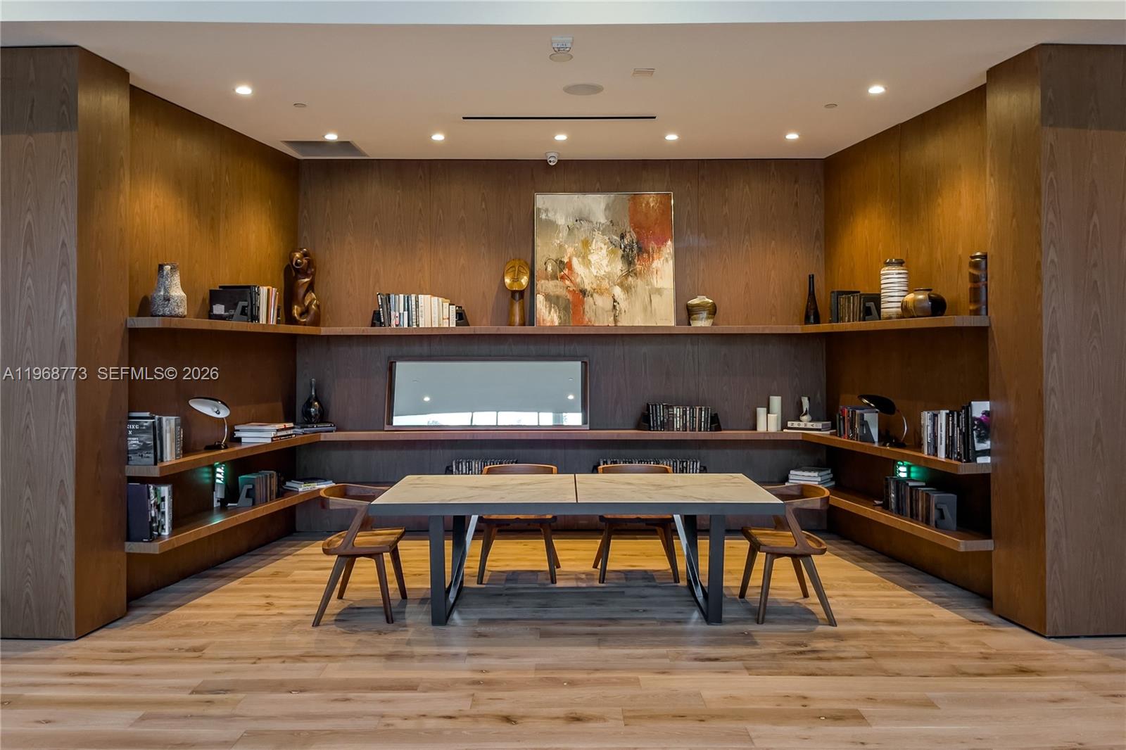 image Paramount Bay20