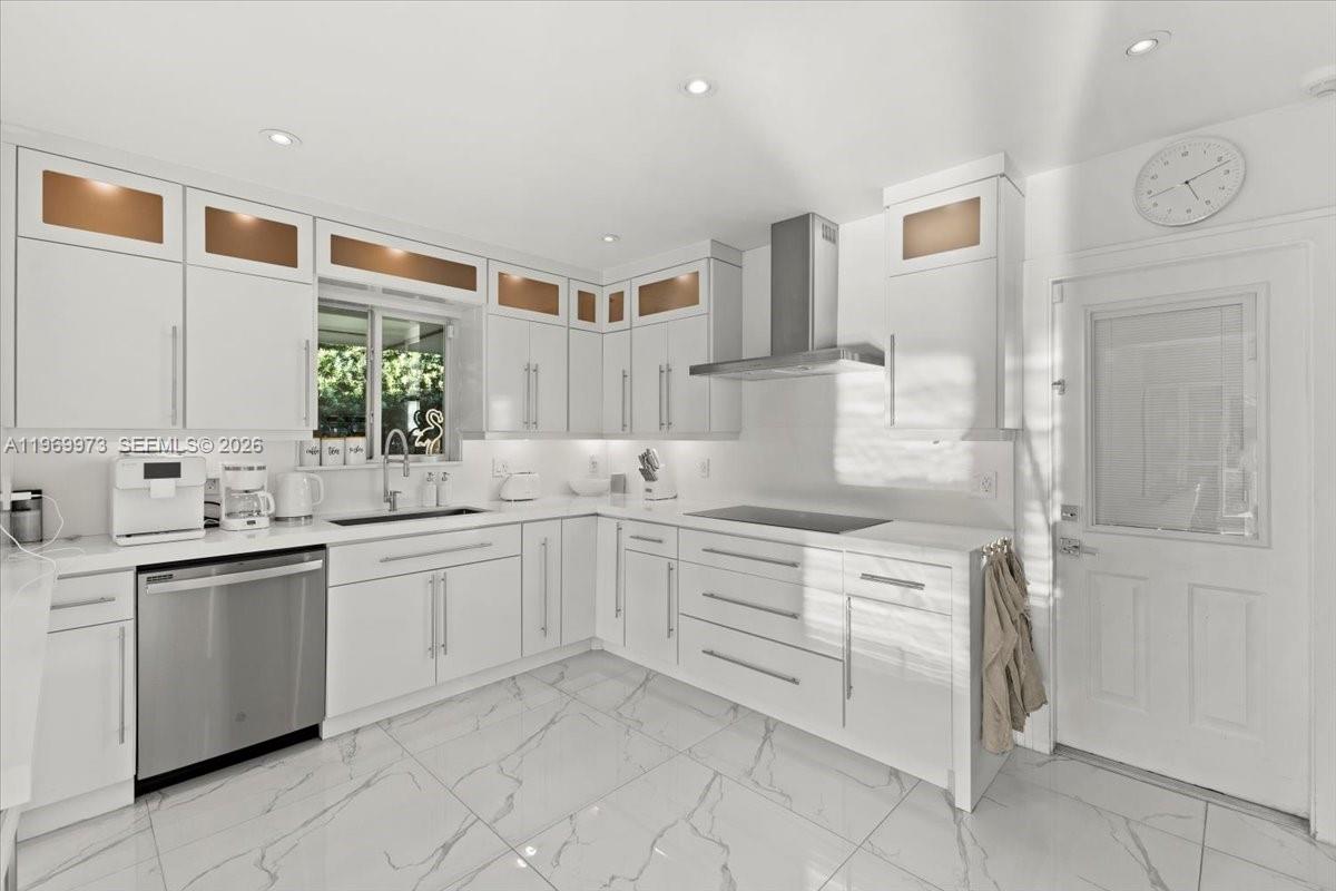 12930 Oleander Rd North Miami, FL 33181