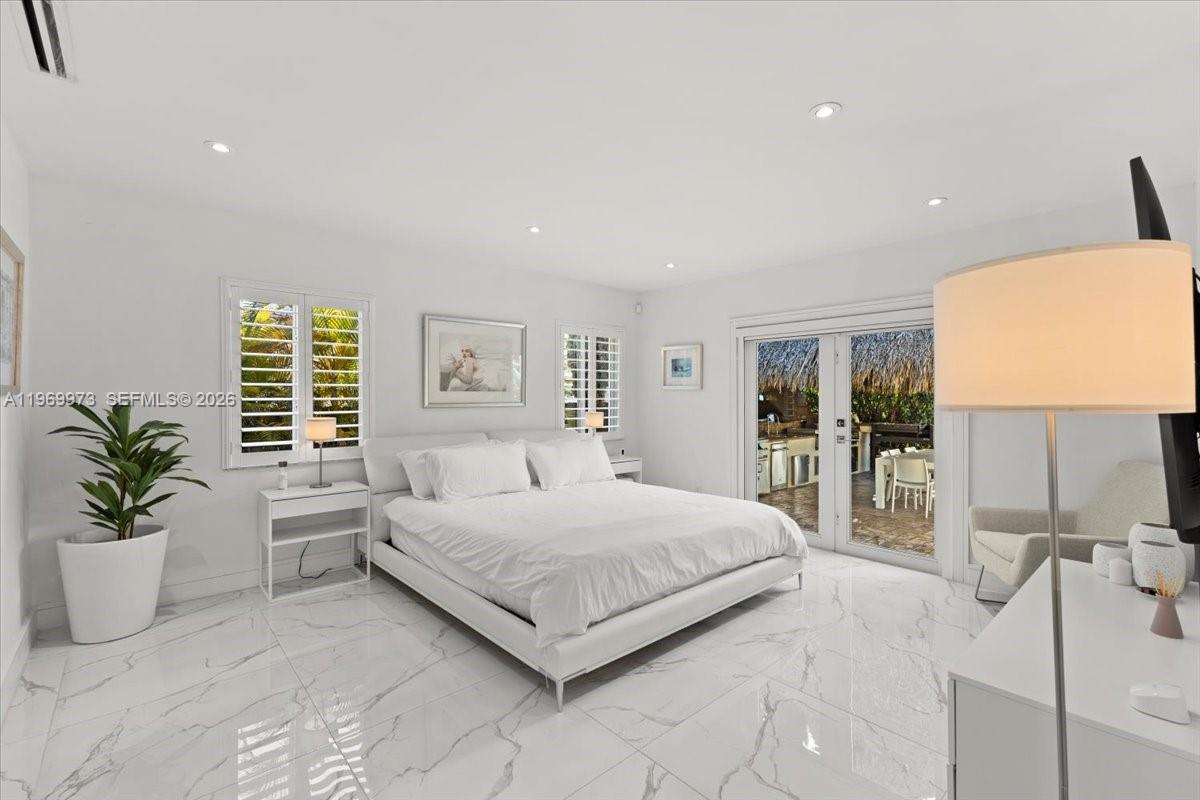 12930 Oleander Rd North Miami, FL 33181