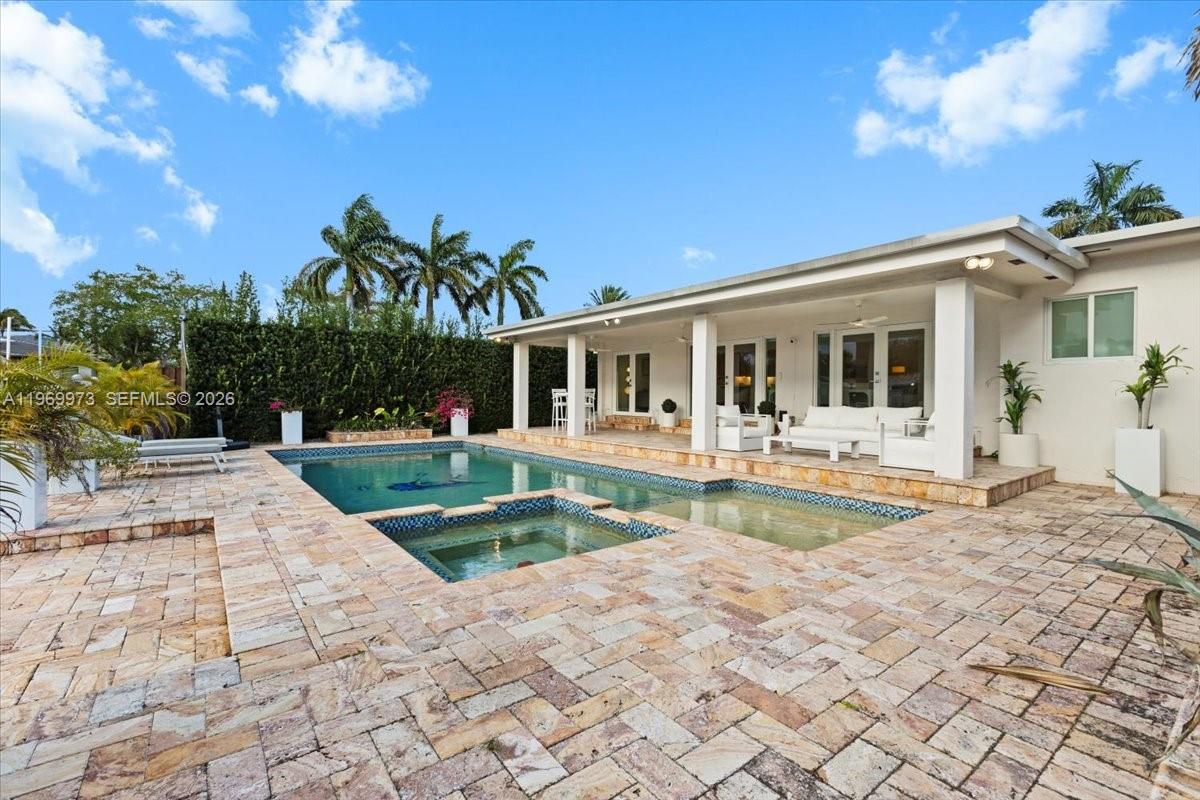 12930 Oleander Rd North Miami, FL 33181