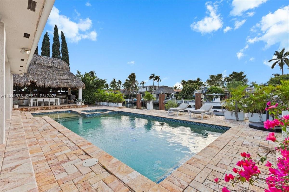 12930 Oleander Rd North Miami, FL 33181