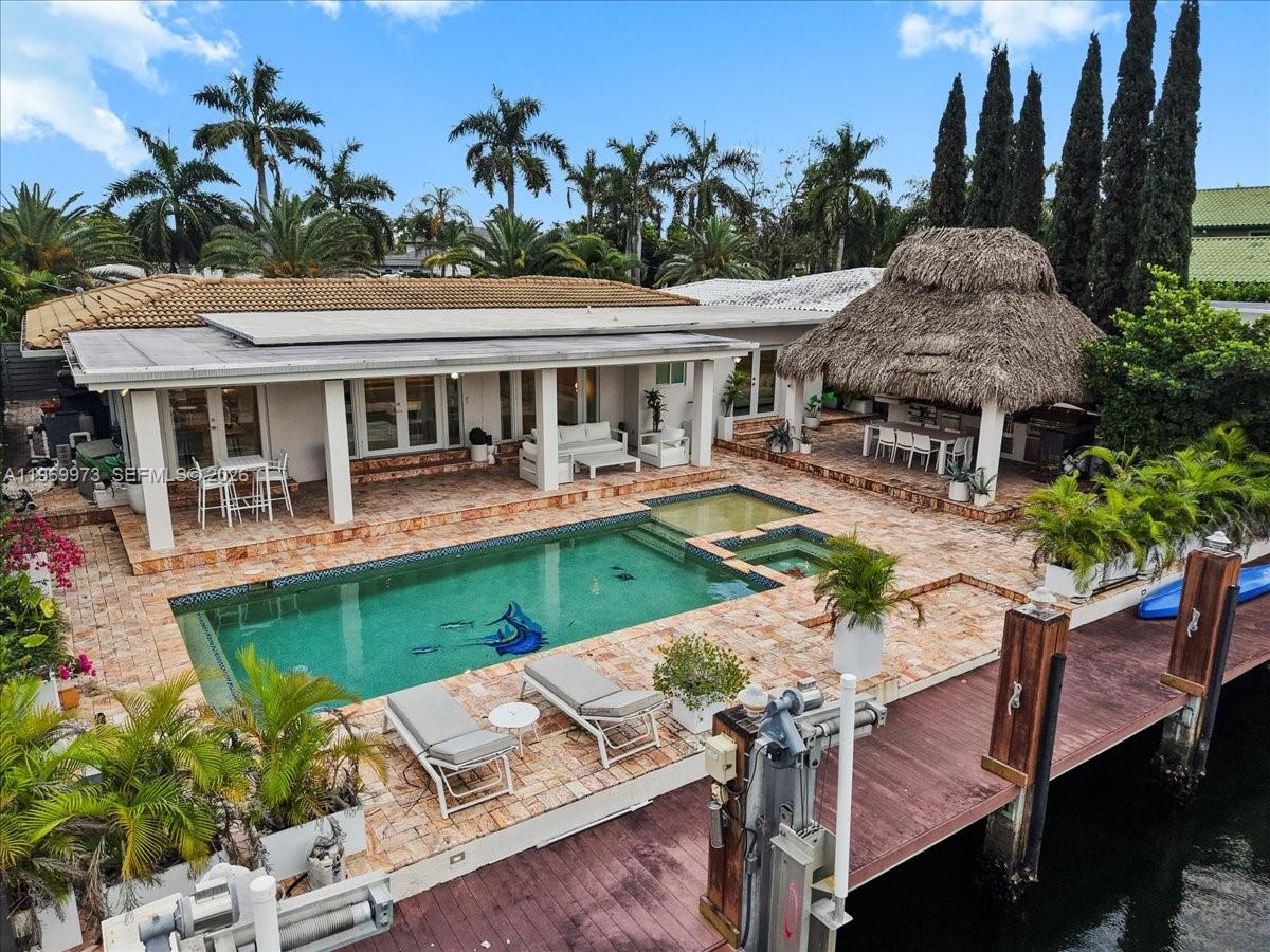 12930 Oleander Rd North Miami, FL 33181