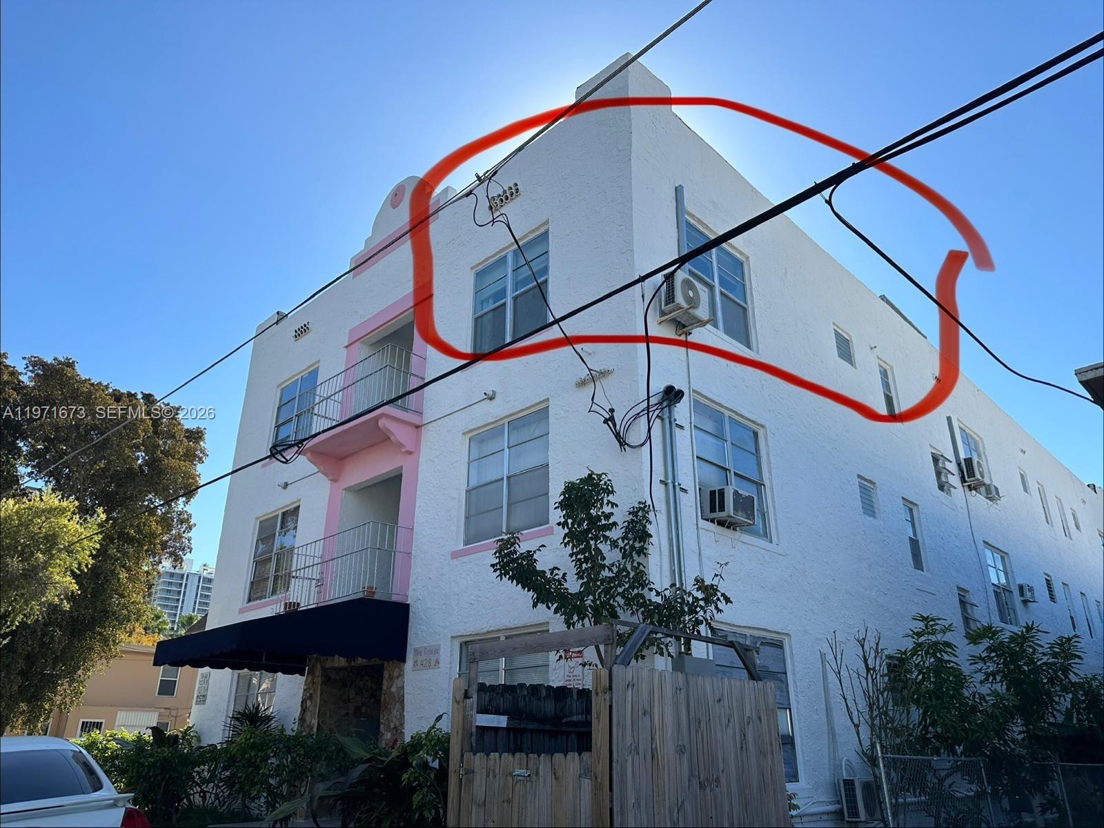 428 SW 9th St #15 Miami, FL 33130