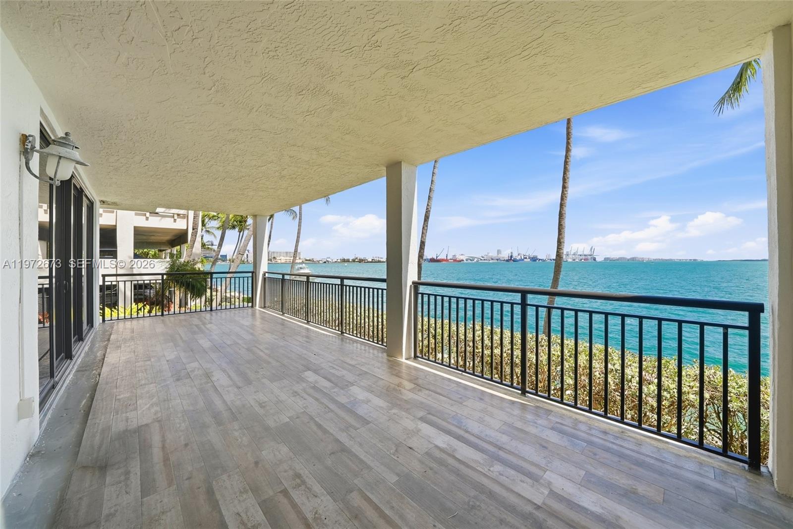 540 Brickell Key Dr #222 Miami, FL 33131