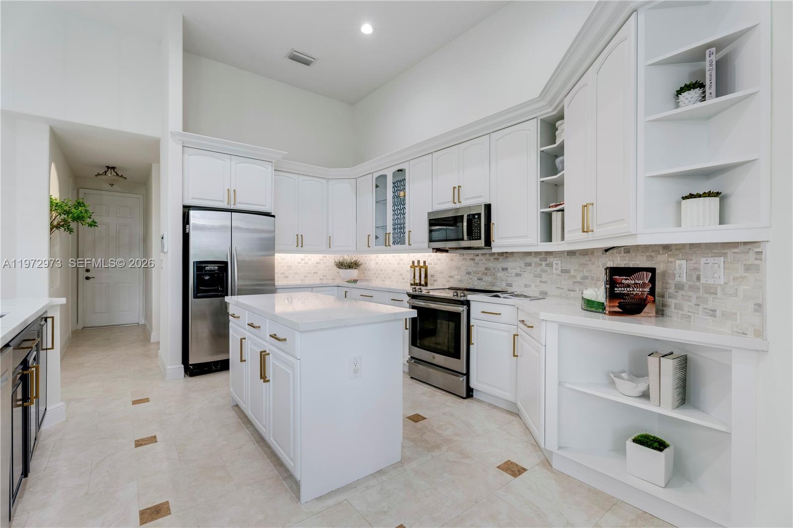 8561 SW 167th Ter Palmetto Bay, FL 33157