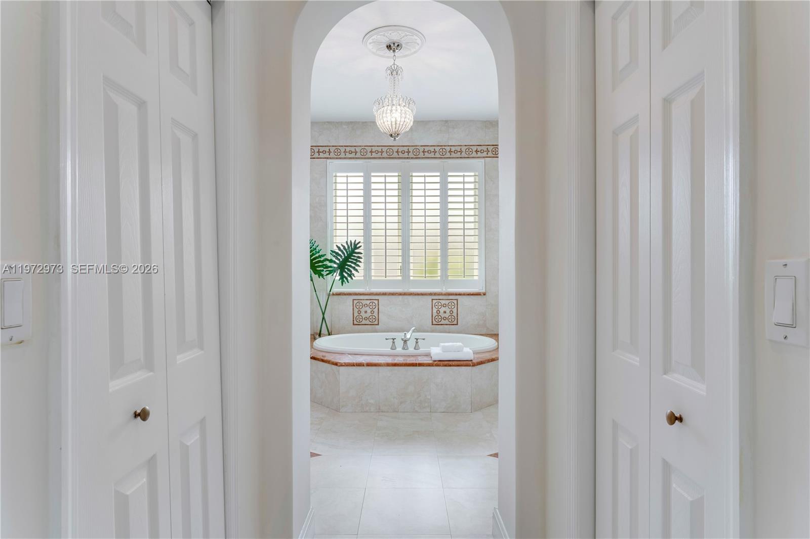 8561 SW 167th Ter Palmetto Bay, FL 33157