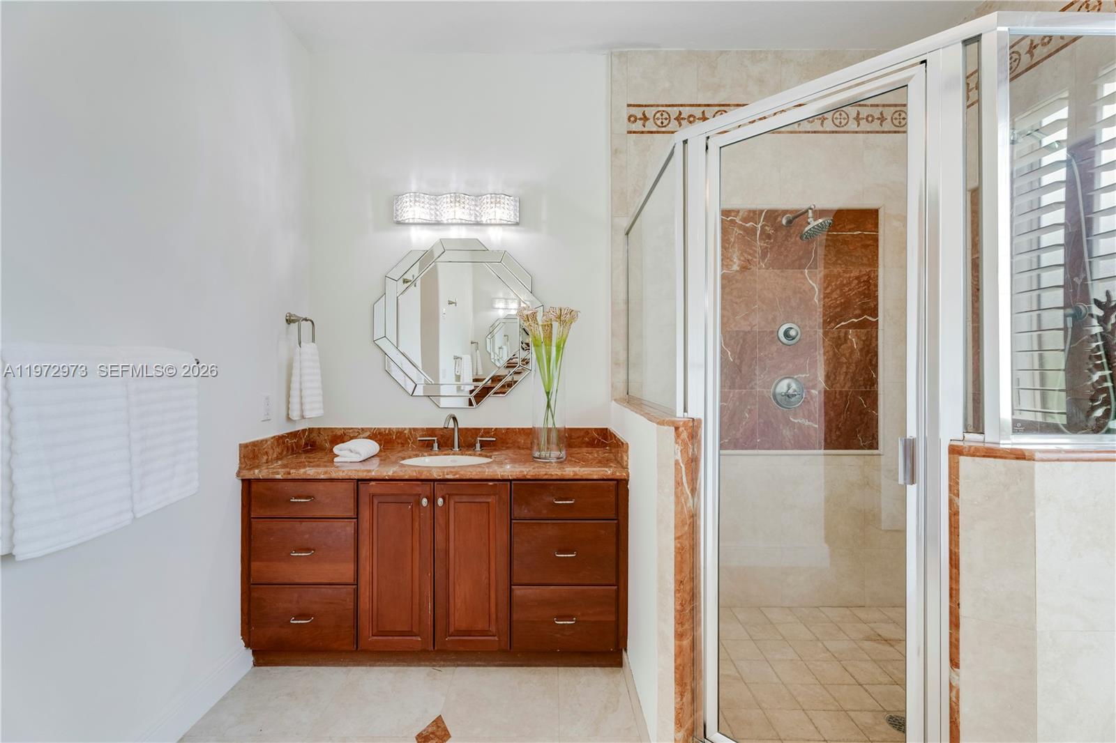 8561 SW 167th Ter Palmetto Bay, FL 33157