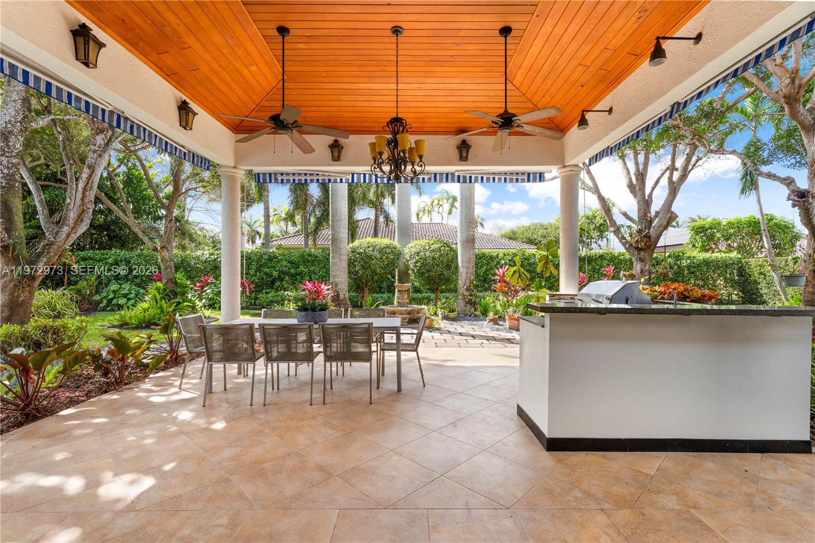 8561 SW 167th Ter Palmetto Bay, FL 33157