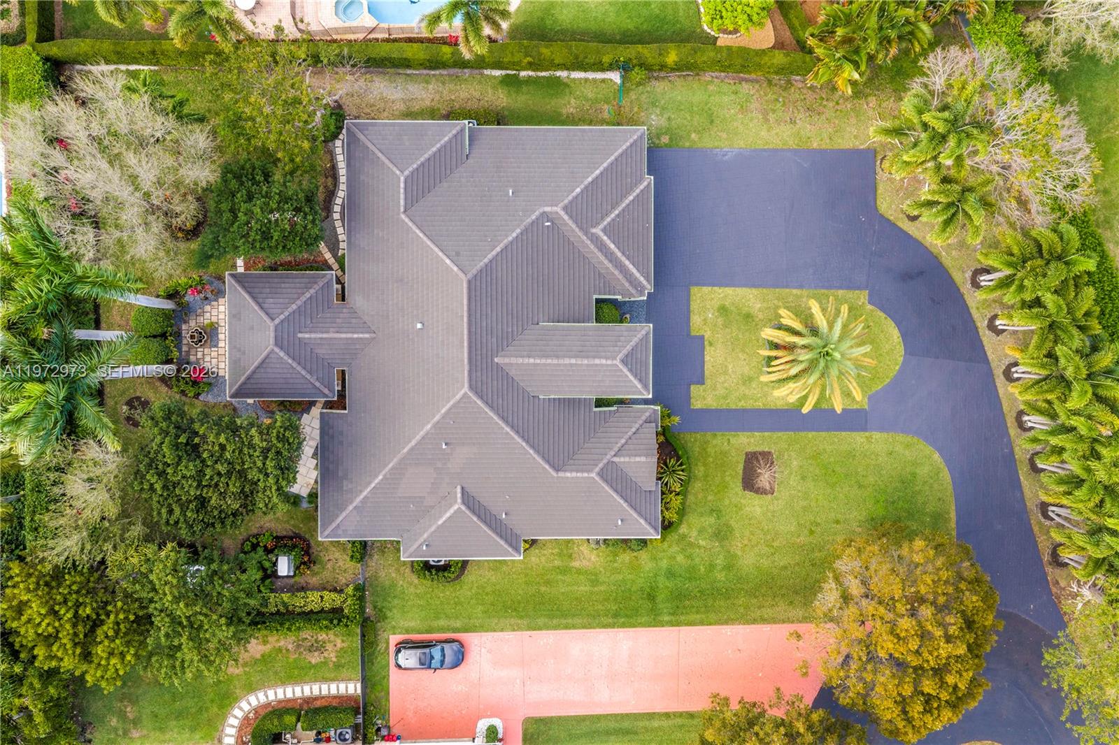 8561 SW 167th Ter Palmetto Bay, FL 33157