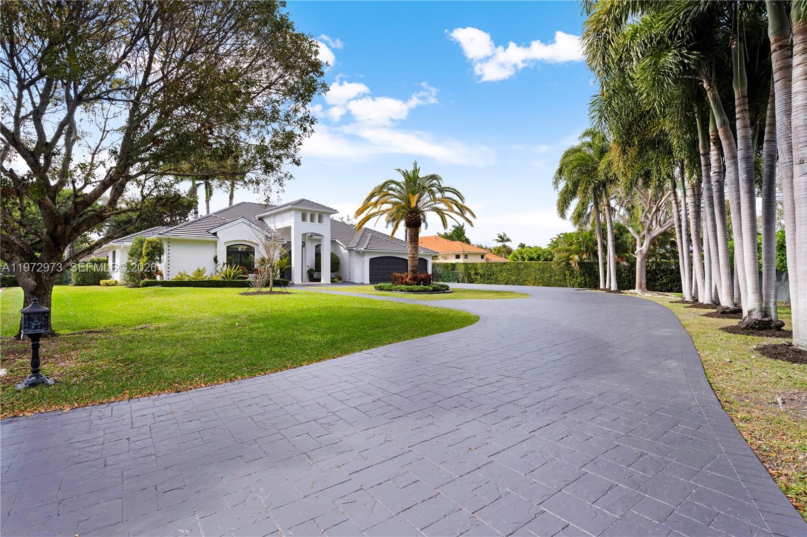 8561 SW 167th Ter Palmetto Bay, FL 33157