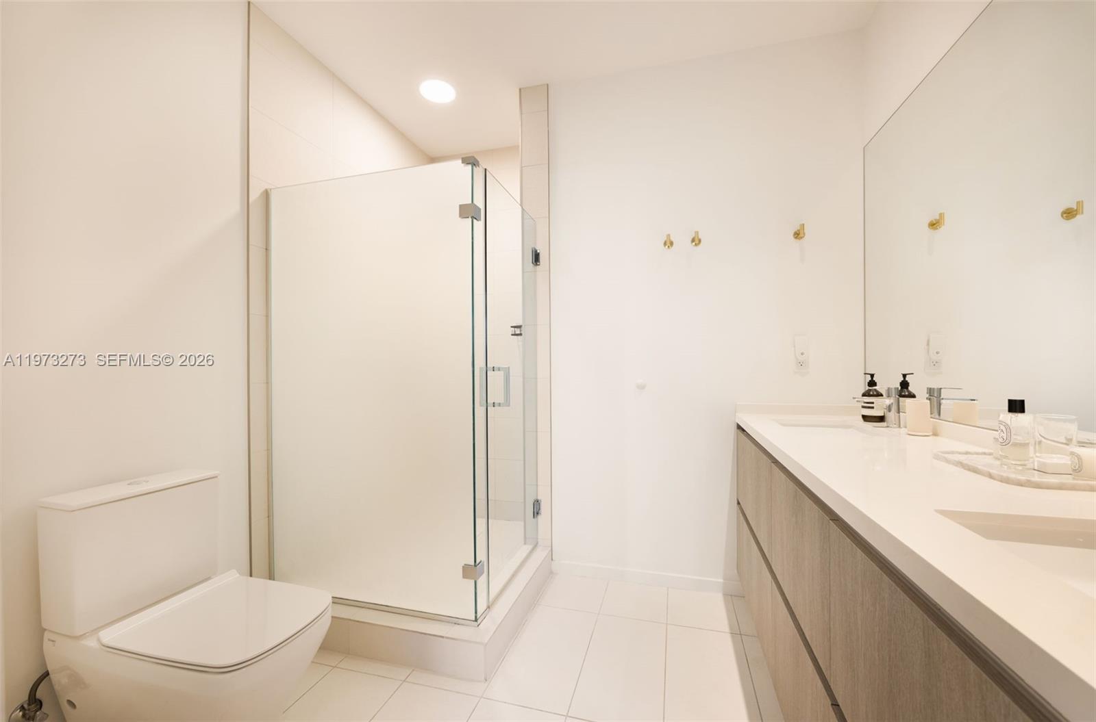 3156 SW 27th Ave #305 Coconut Grove, FL 33133