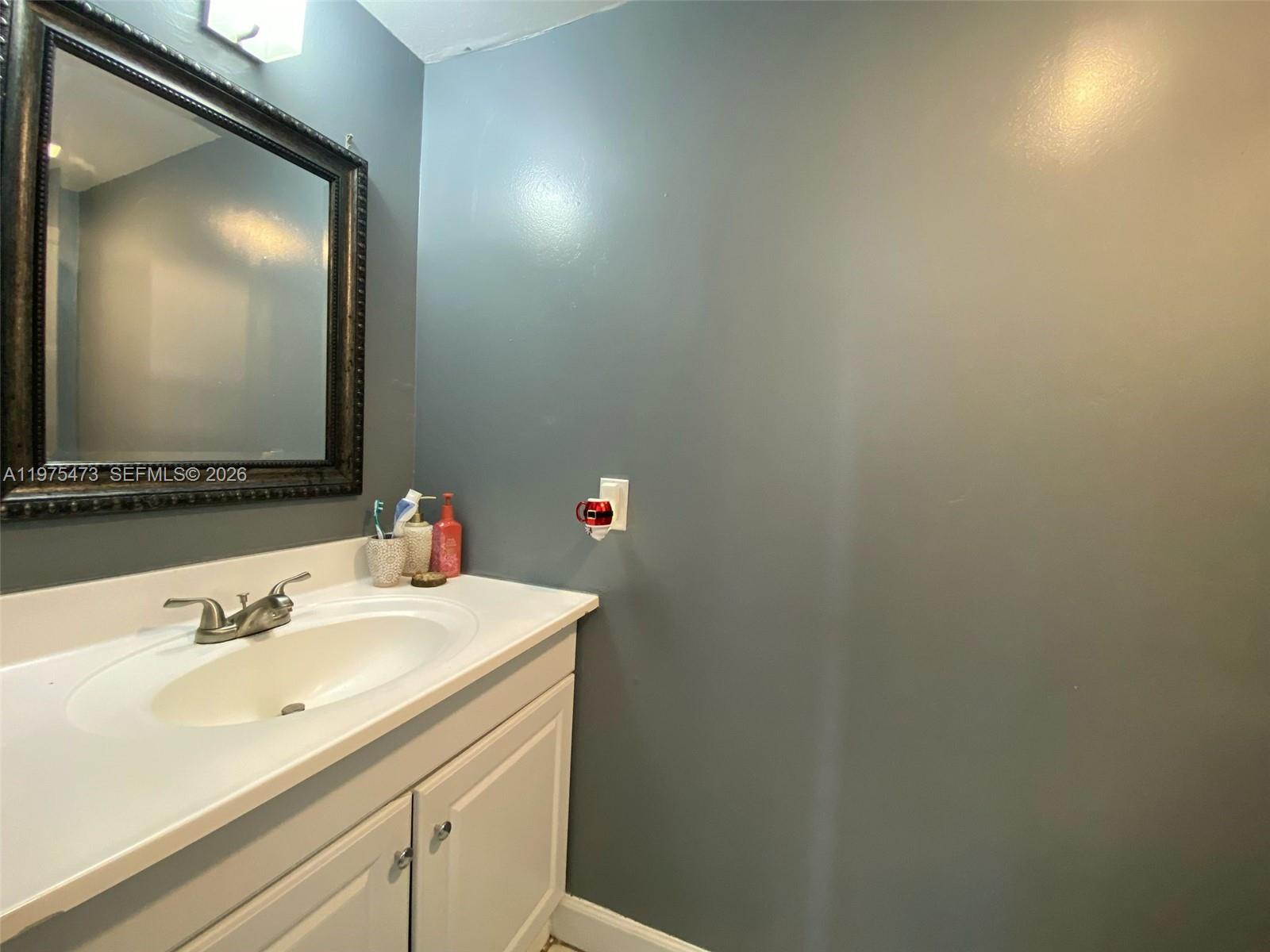 3642 NE 171st St #208 North Miami Beach, FL 33160