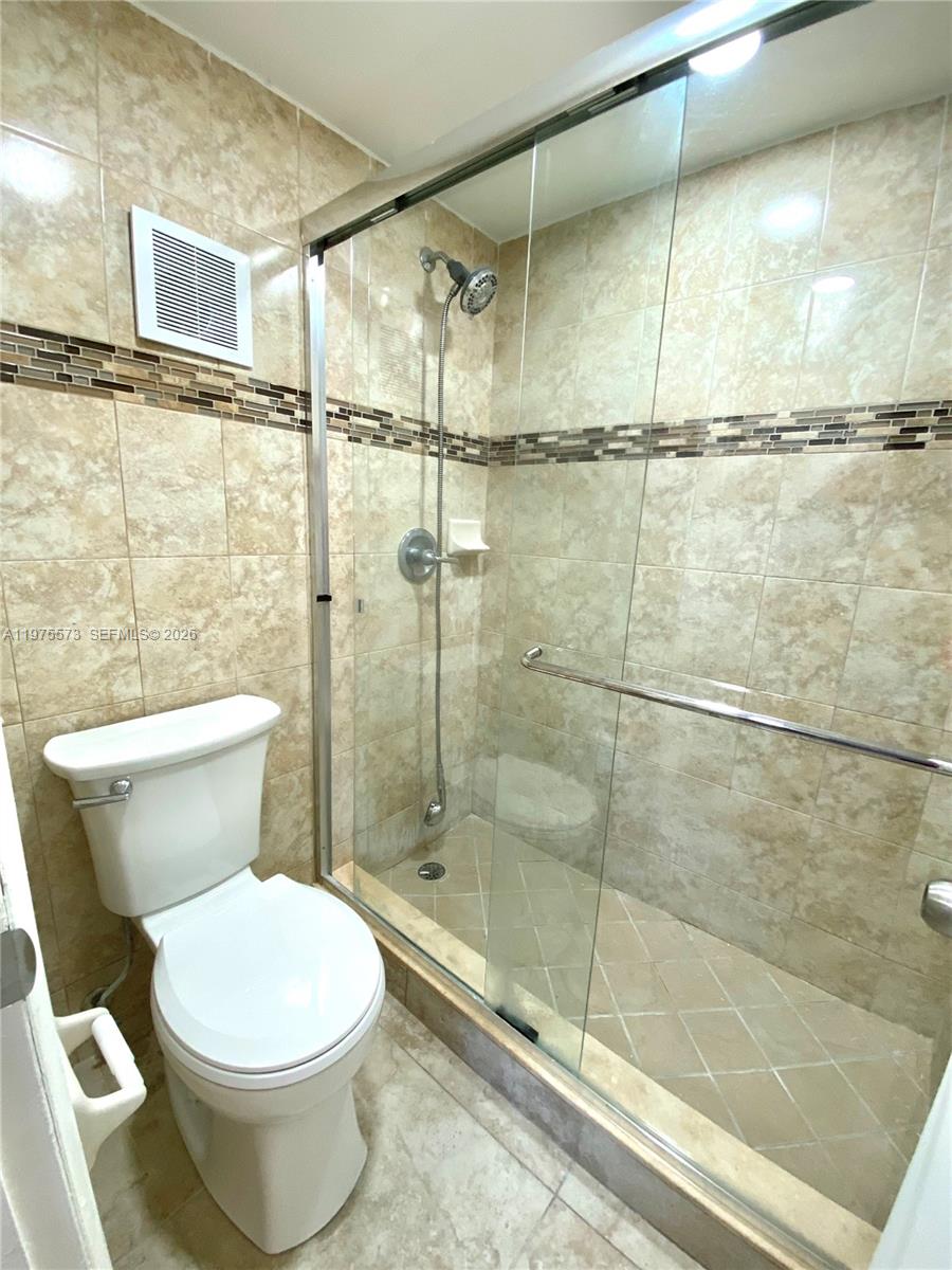 10090 NW 80th Ct #1553 Hialeah Gardens, FL 33016