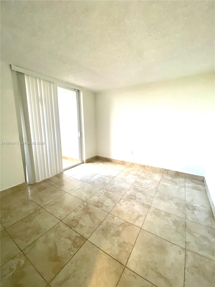 10090 NW 80th Ct #1553 Hialeah Gardens, FL 33016