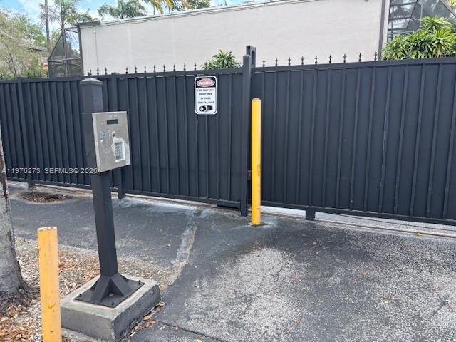 3190 Bird Ave #15 Coconut Grove, FL 33133