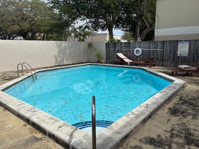 3190 Bird Ave #15 Coconut Grove, FL 33133