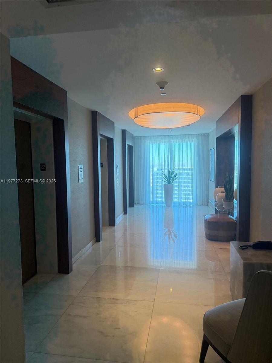 551 N Fort Lauderdale Bch Blvd #R1810 Fort Lauderdale, FL 33304