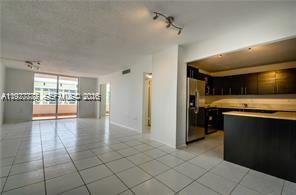 5555 Collins Ave #15W Miami Beach, FL 33140