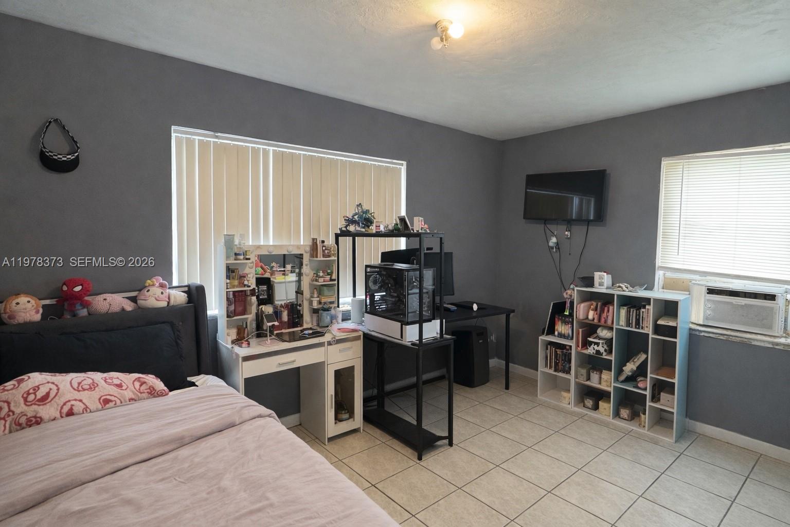 330 NW 23rd Ct Miami, FL 33125