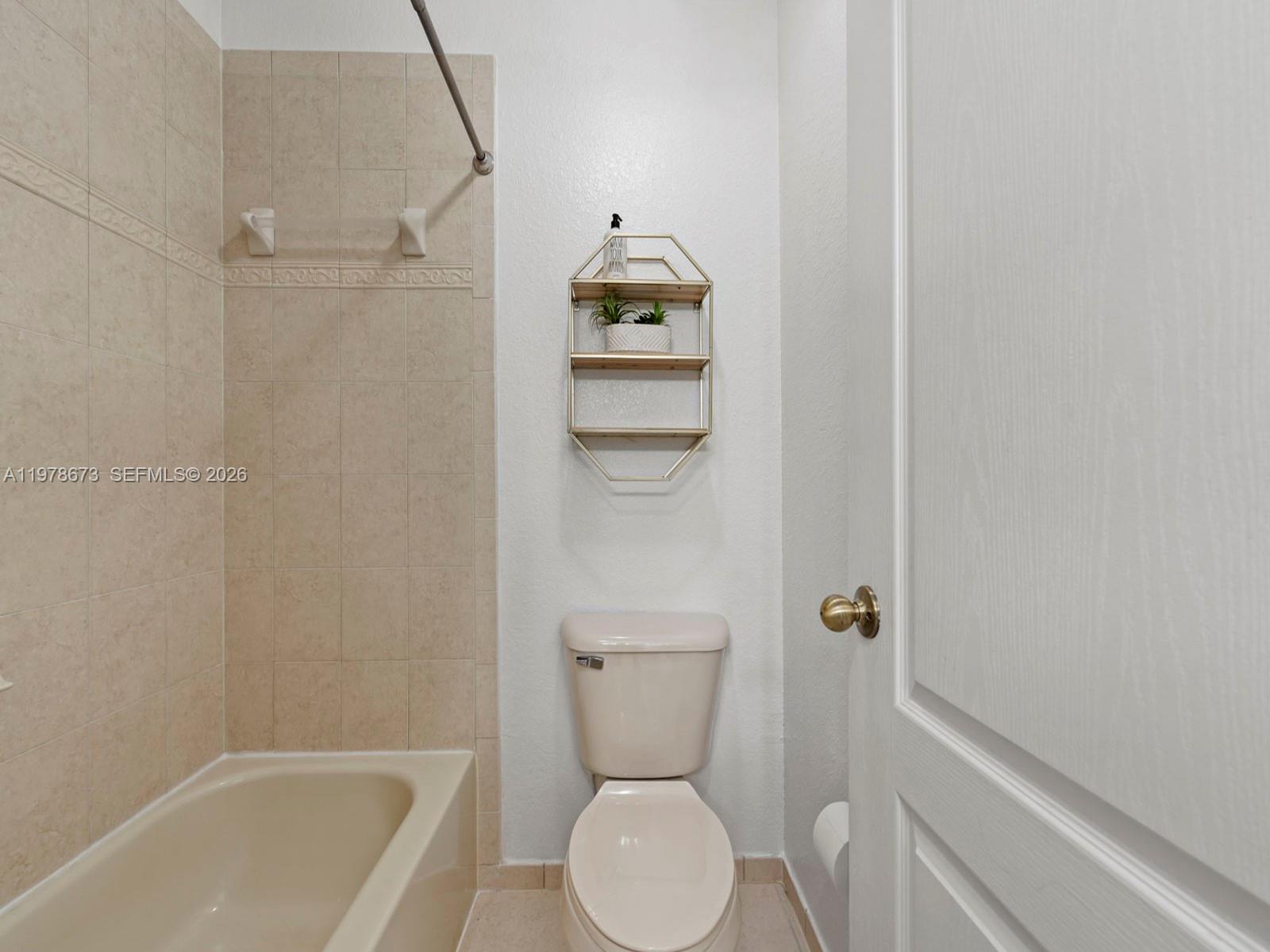 10230 SW 227th St Cutler Bay, FL 33190