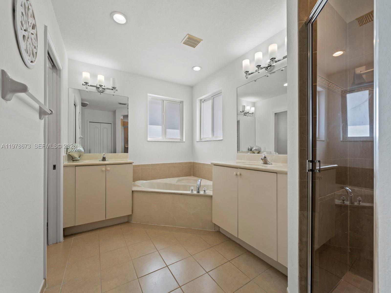 10230 SW 227th St Cutler Bay, FL 33190