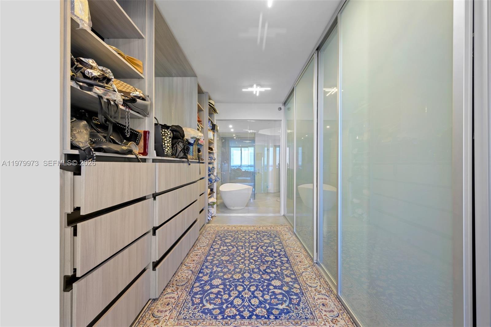 image One Island Place II19