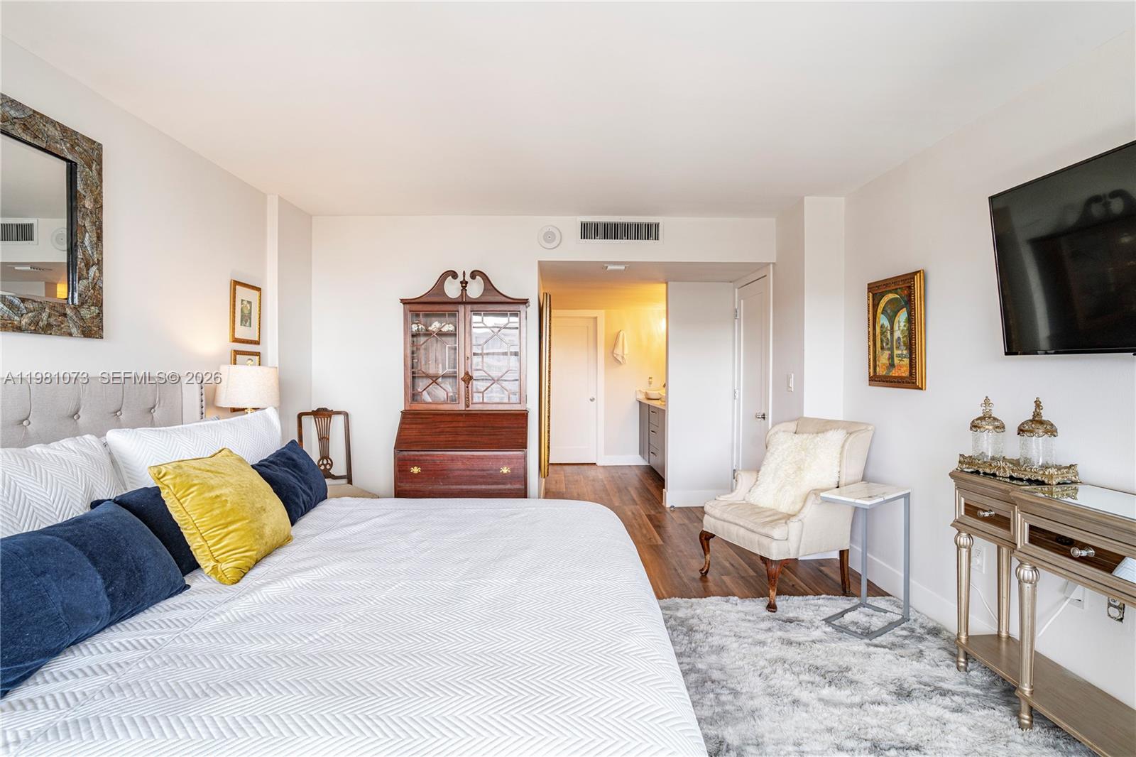 image Commodore Club South16