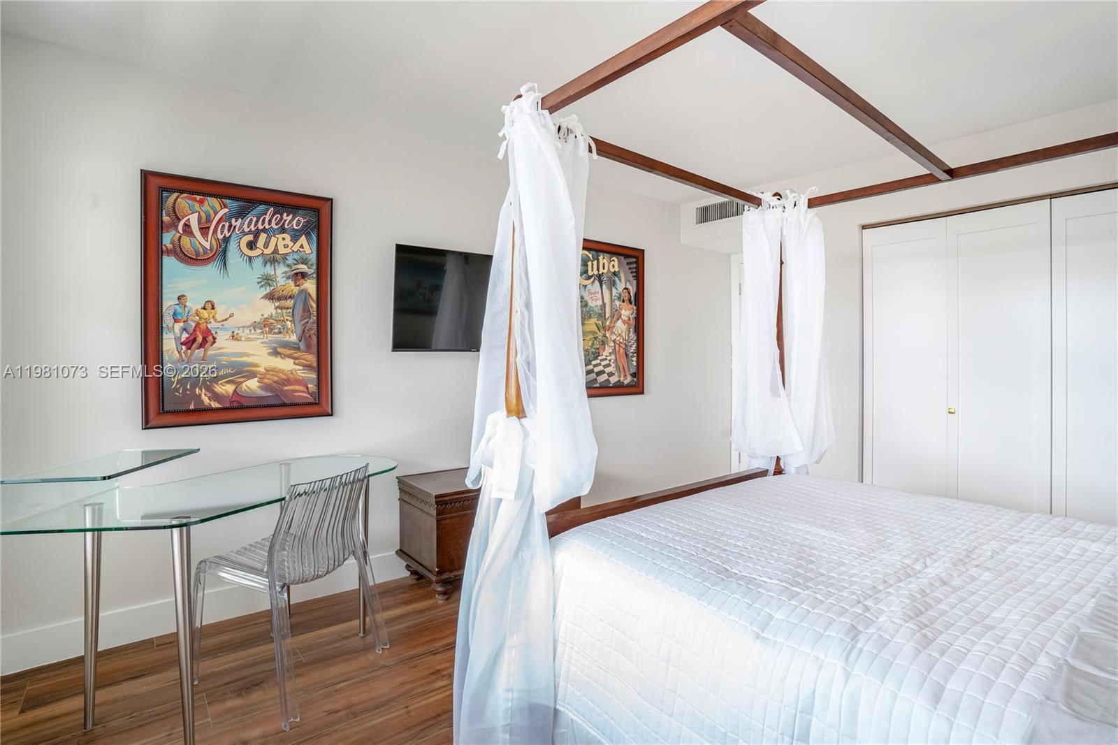 image Commodore Club South23