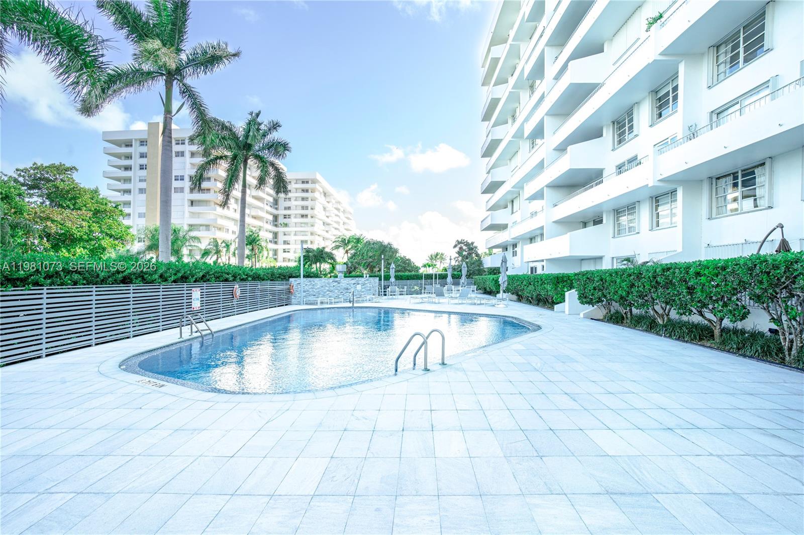 image Commodore Club South27