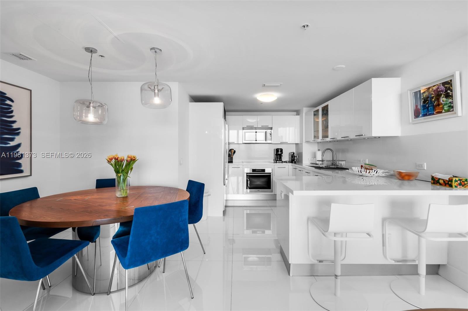 6899 Collins Ave #1602 Miami Beach, FL 33141