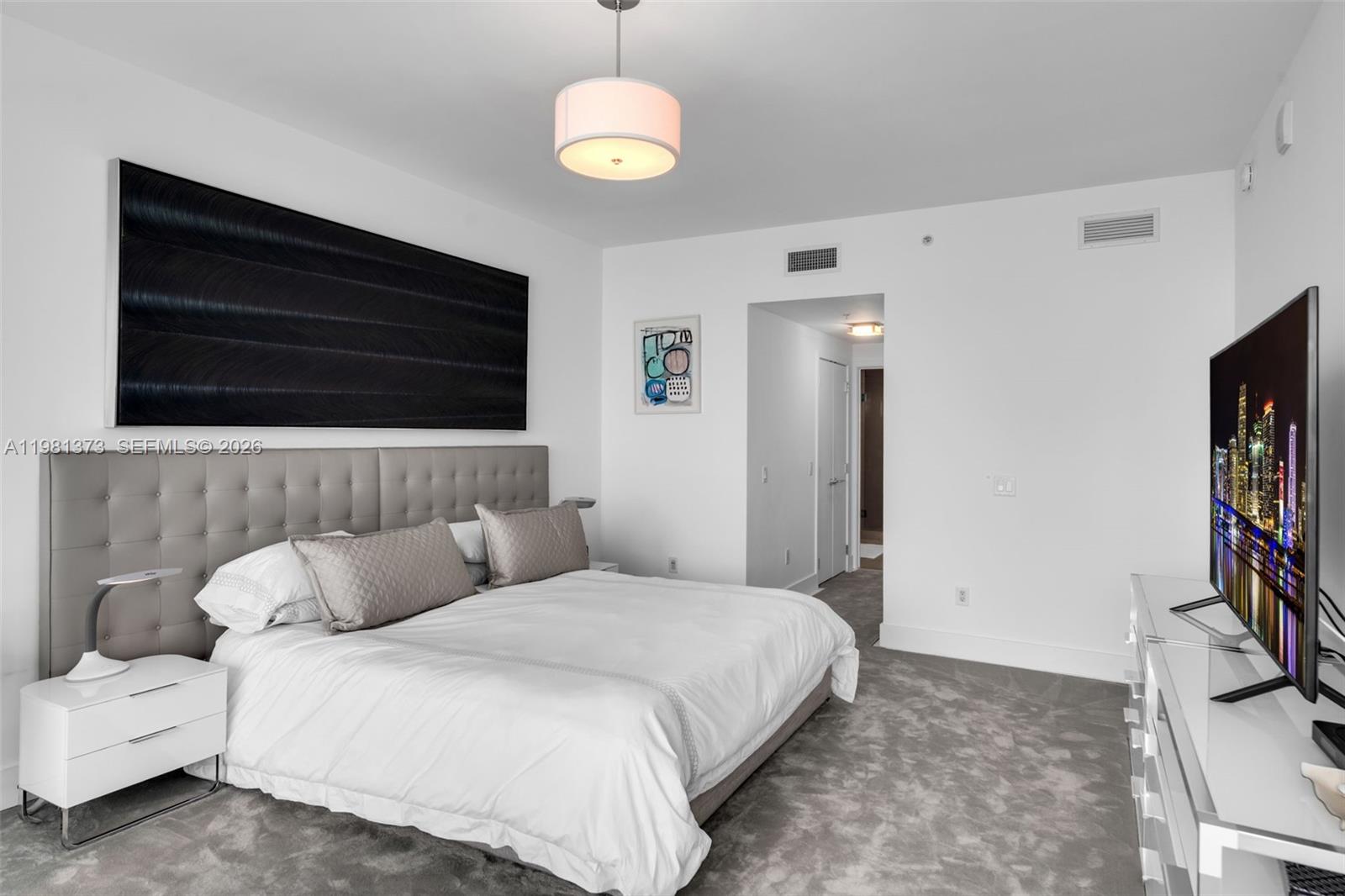 6899 Collins Ave #1602 Miami Beach, FL 33141